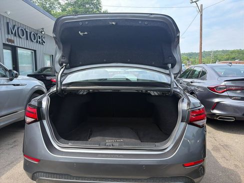 Used 2022 Nissan Sentra SV FWD image 10