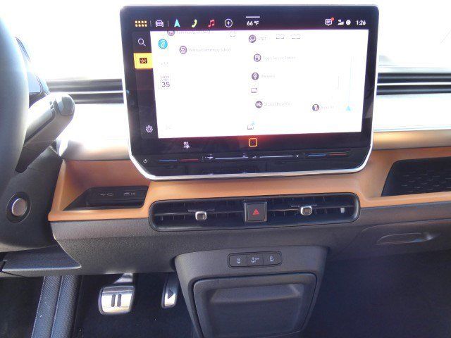 New 2025 Volkswagen ID. Buzz Pro S RWD image 20