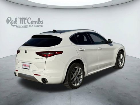 Used 2021 Alfa Romeo Stelvio Ti w/ Premium Package image 5