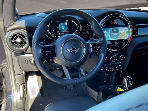 Used 2023 MINI Cooper S image 8