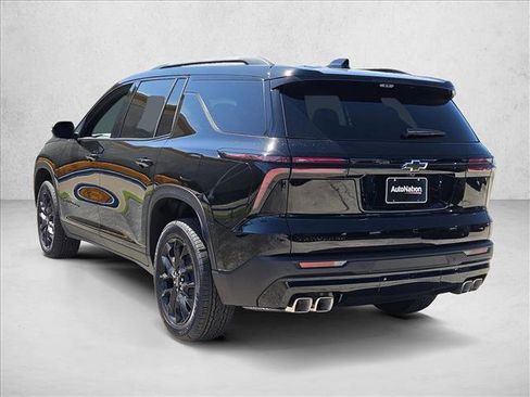 New 2026 Chevrolet Traverse LT image 8