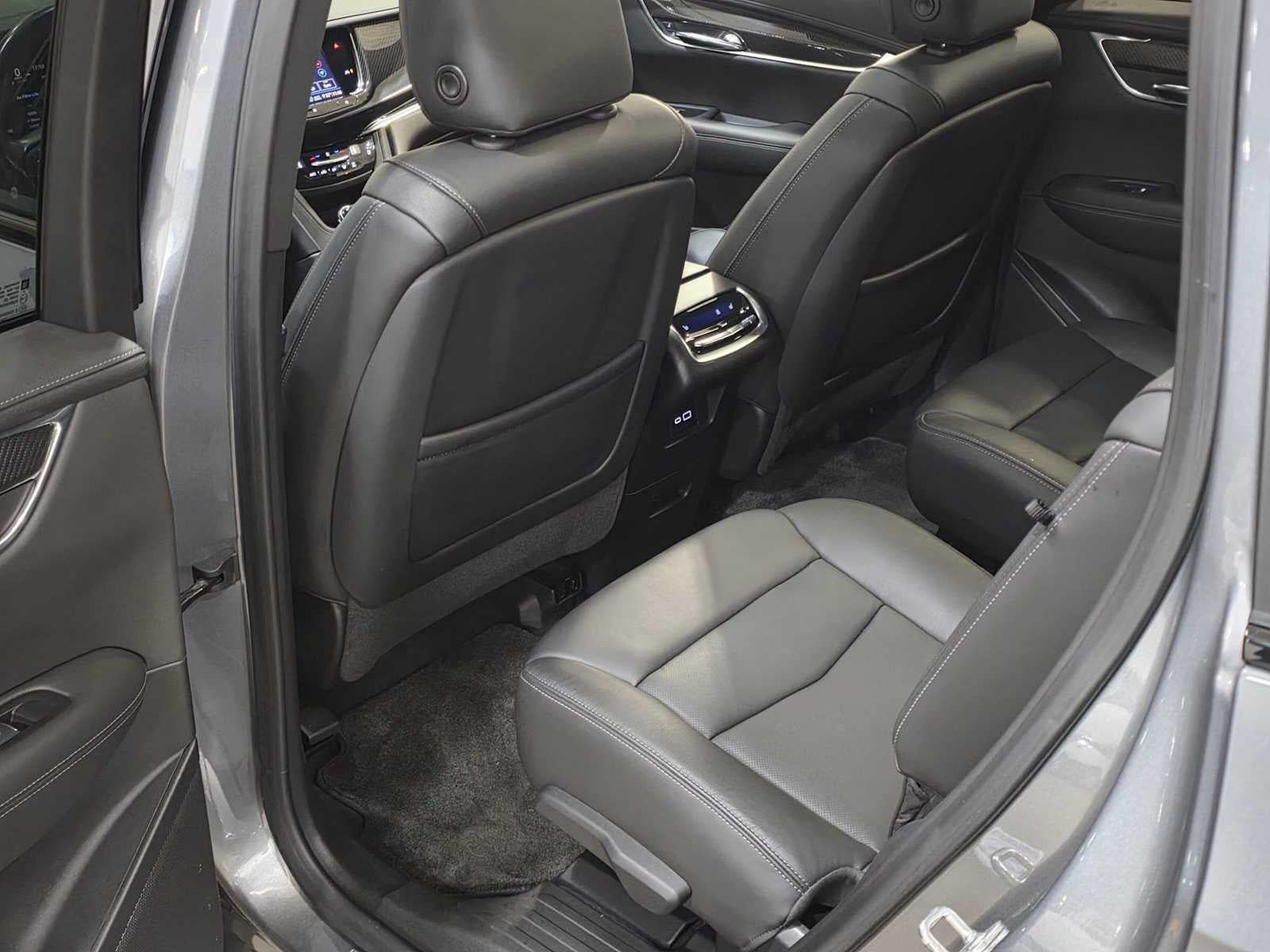 Certified 2020 Cadillac XT6 Sport AWD/4WD image 15