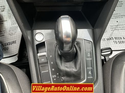 Used 2019 Volkswagen Tiguan SEL Premium AWD/4WD image 44