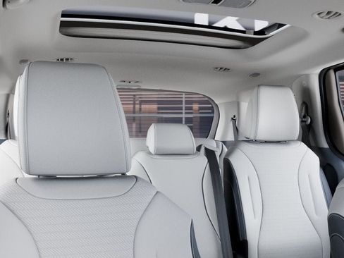 New 2026 Kia Carnival SX Prestige FWD image 27