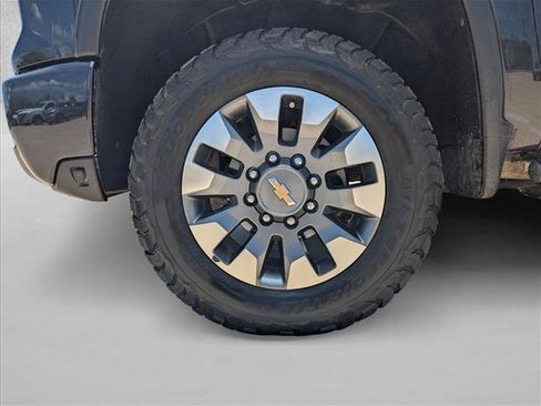 Used 2024 Chevrolet Silverado 2500 Custom w/ Custom Value Package AWD/4WD image 22