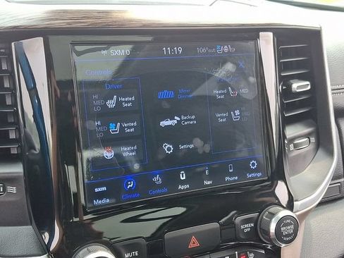 Used 2020 RAM 1500 Laramie AWD/4WD image 18