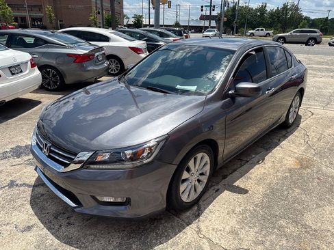 Used 2015 Honda Accord EX-L image 1