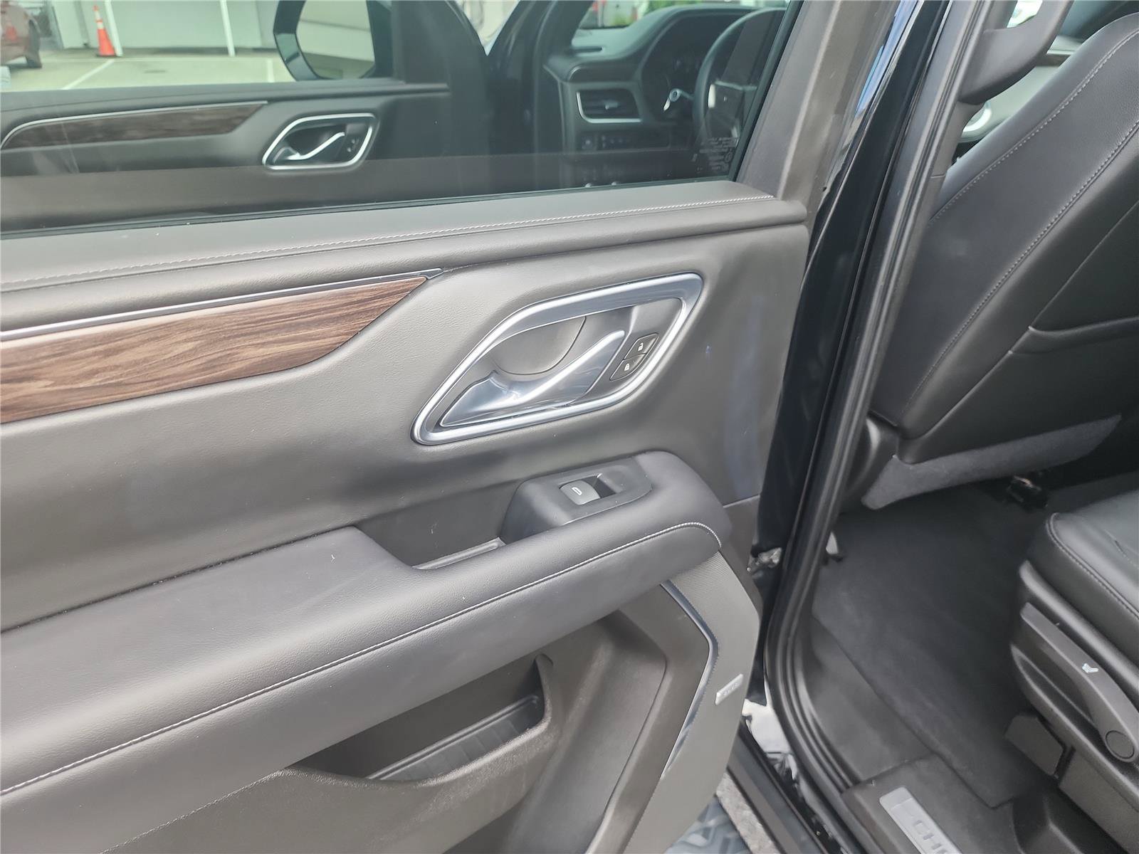 Used 2021 Chevrolet Tahoe Z71 AWD/4WD image 21