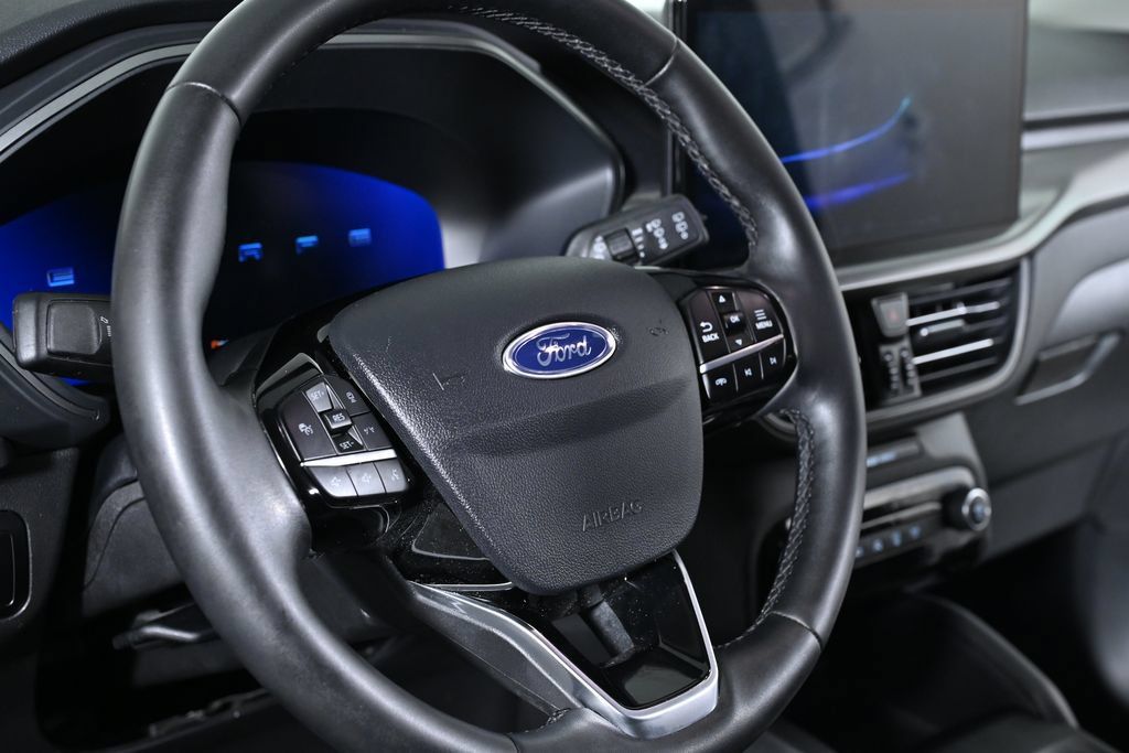 Used 2023 Ford Escape Active w/ Tech Pack #2 AWD/4WD image 12