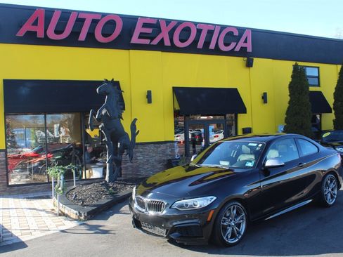 Used 2016 BMW M235i xDrive Coupe image 1