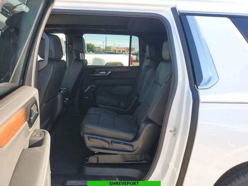 New 2026 GMC Yukon XL Denali w/ Sun & Power Step Package image 9