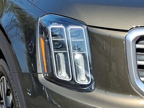 Used 2024 Kia Telluride SX Prestige AWD/4WD image 9