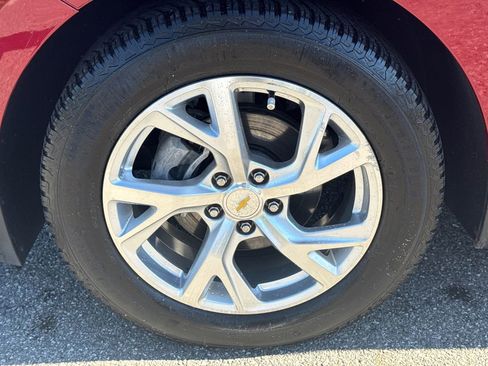 Used 2020 Chevrolet Equinox Premier FWD image 11