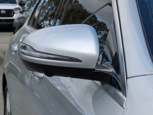 Used 2017 Mercedes-Benz E 300 image 10