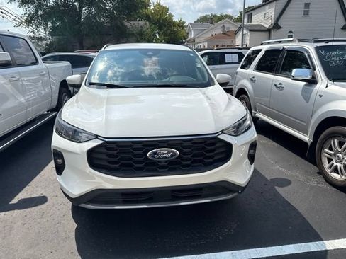 Used 2026 Ford Escape ST-Line Select w/ Tech Pack #2 AWD/4WD image 2