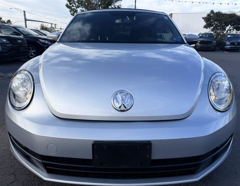 Used 2013 Volkswagen Beetle 2.5 FWD image 5