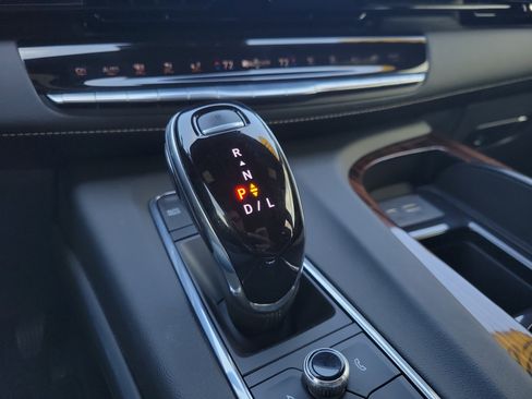 Used 2021 Cadillac Escalade Premium Luxury w/ Driver Assist Tech Package image 25