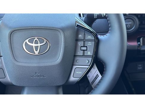 New 2026 Toyota Prius Plug-In Hybrid FWD image 28