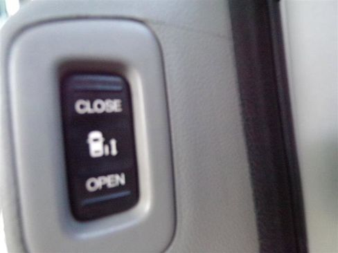 Used 2016 Honda Odyssey EX-L image 32