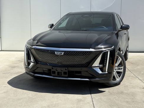 Certified 2024 Cadillac Lyriq Tech w/ LPO, Floor Liner Package AWD/4WD image 1