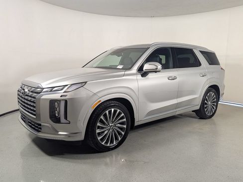 Certified 2024 Hyundai Palisade Calligraphy AWD/4WD image 3