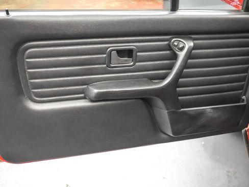 Used 1987 BMW 325i Convertible image 8