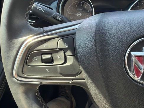 Used 2022 Buick Encore GX Select w/ Safety Package II AWD/4WD image 18