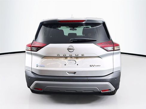 Used 2023 Nissan Rogue SV AWD/4WD image 6