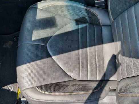 Used 2022 Toyota Avalon Touring w/ Carpet Mat Package (TMS) FWD image 21