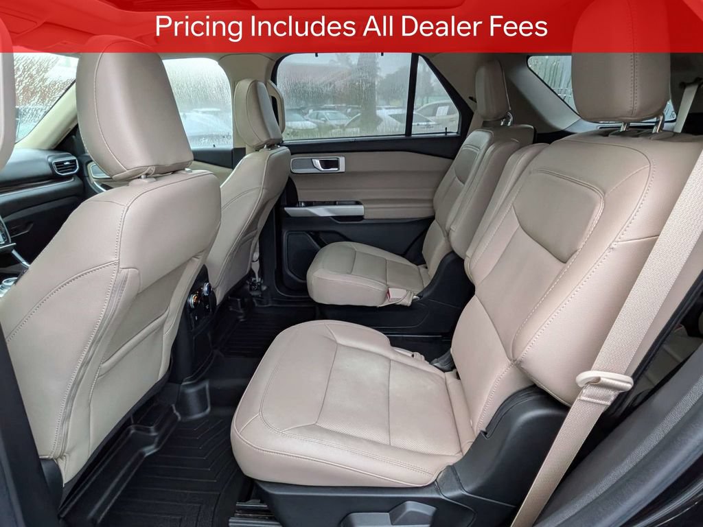 Used 2022 Ford Explorer Limited w/ Equipment Group 301A RWD image 14