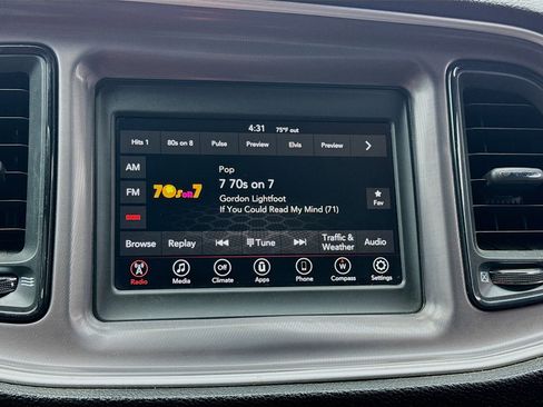 Used 2022 Dodge Challenger R/T image 11