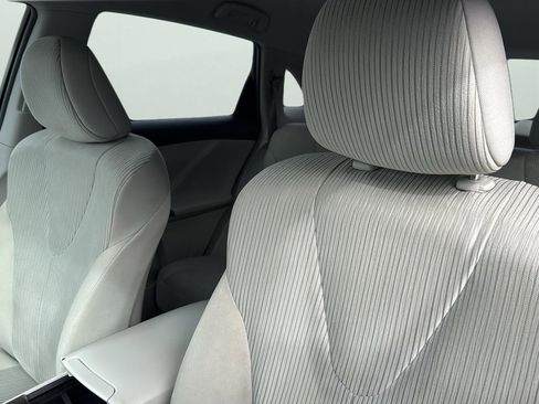 Used 2012 Toyota Venza LE w/ LE Convenience Pkg image 10