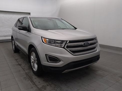 Used 2018 Ford Edge SEL w/ Ford Safe & Smart Package FWD image 13