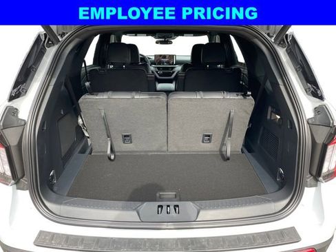 New 2026 Ford Explorer ST-Line AWD/4WD image 5