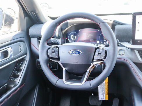 New 2026 Ford Explorer ST-Line RWD image 13