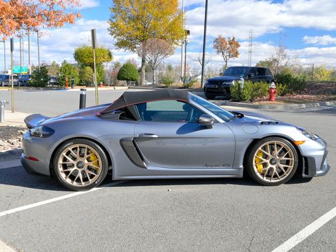 Used 2024 Porsche 718 Boxster Spyder RS image 4