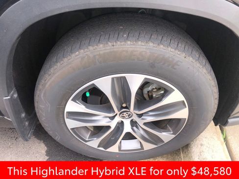 Used 2026 Toyota Highlander XLE AWD/4WD image 20