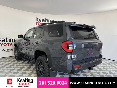New 2026 Toyota 4Runner SR5 AWD/4WD image 10
