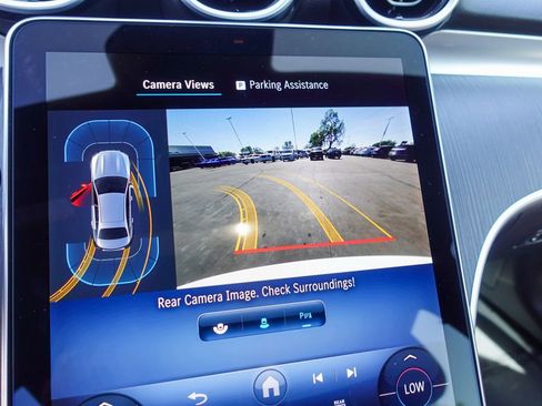 Used 2025 Mercedes-Benz C 300 4MATIC Sedan image 19