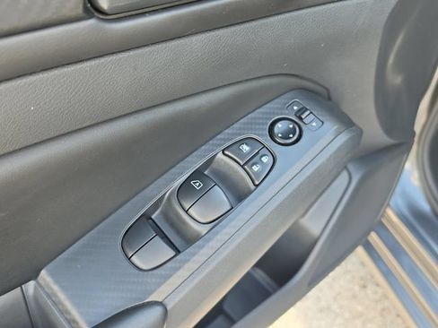 Certified 2025 Nissan Altima 2.5 S FWD image 19