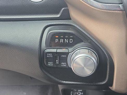 Used 2022 RAM 1500 Laramie AWD/4WD image 24