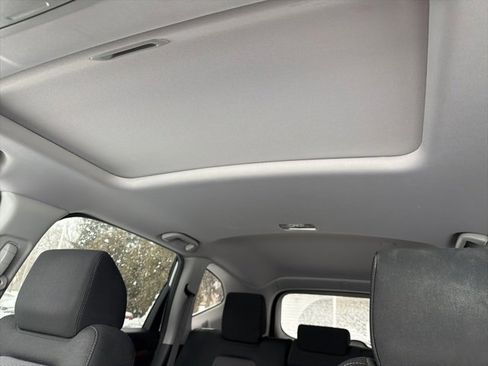 Used 2017 Honda CR-V EX image 12