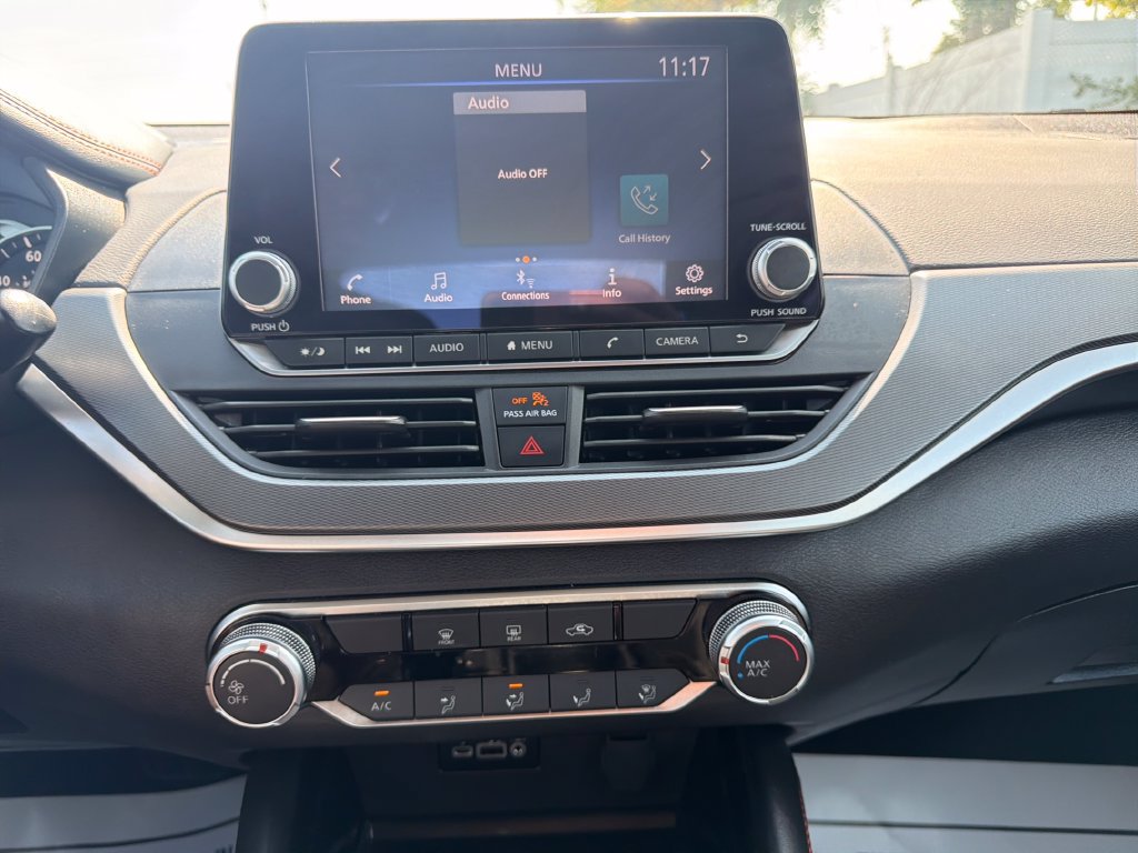 Certified 2025 Nissan Altima 2.5 SR AWD/4WD image 19