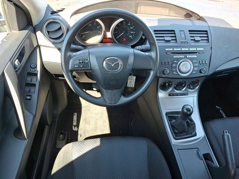 Used 2010 MAZDA MAZDA3 i Sport FWD image 12