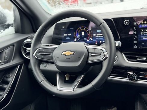 Used 2025 Chevrolet Equinox LT image 21