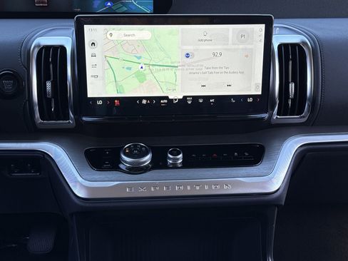 New 2025 Ford Expedition Platinum w/ Driver's Package image 3