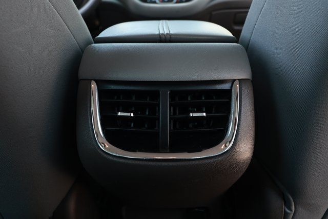 Used 2025 Chevrolet Malibu LT FWD image 28
