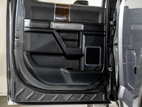 Used 2017 Ford F250 Platinum w/ Platinum Ultimate Package AWD/4WD image 39