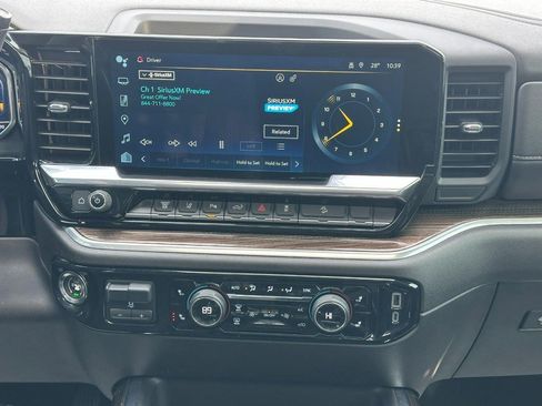 Used 2024 Chevrolet Silverado 3500 LT w/ Z71 Sport Edition image 13