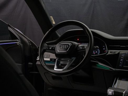 Used 2021 Audi Q8 Premium Plus image 14